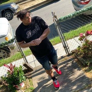 Meet your Posher, Christopher